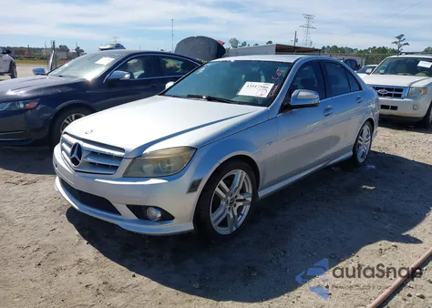 2008 Mercedes-Benz C 300 Luxury/Sport from USA, damaged, VIN WDDGF54X78R014329